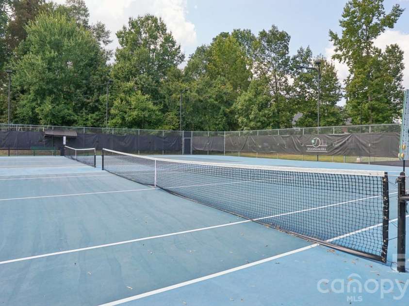 5212 Shannamara Drive, Matthews, NC 28104.  MLS# CAR4372618, YatesRealty ID 15399. 