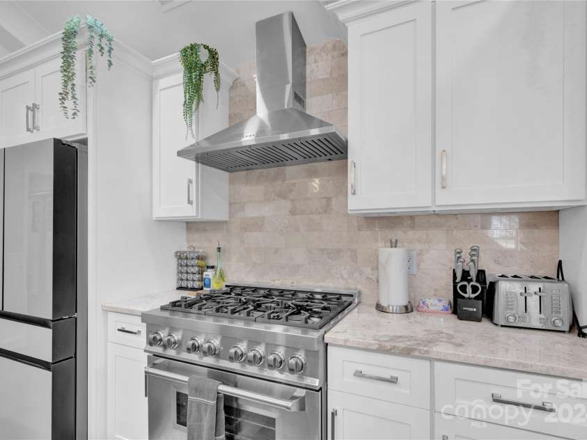 6236 Old Corral Street, Charlotte, NC 28277.  MLS# CAR4162890, YatesRealty ID 154. 