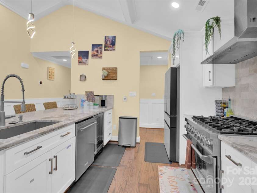 6236 Old Corral Street, Charlotte, NC 28277.  MLS# CAR4162890, YatesRealty ID 154. 