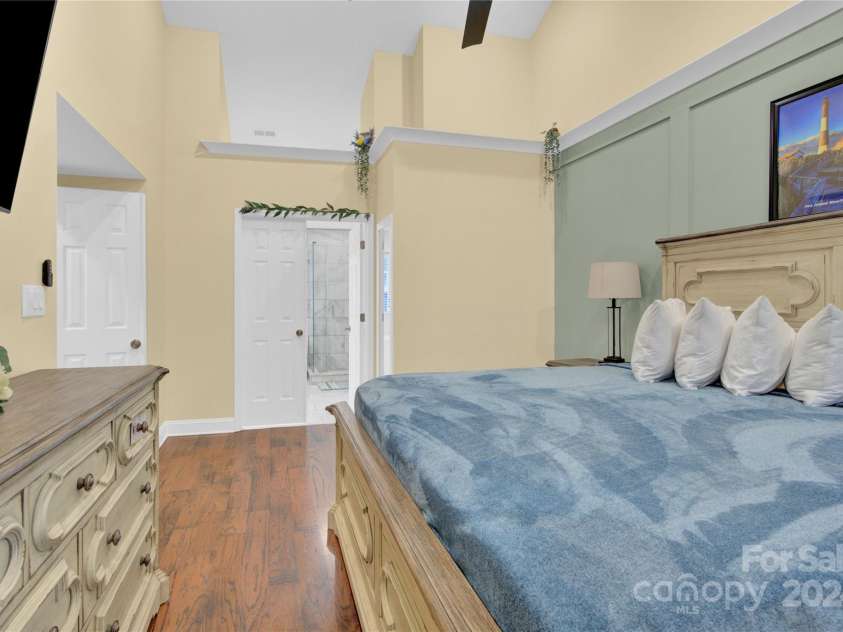 6236 Old Corral Street, Charlotte, NC 28277.  MLS# CAR4162890, YatesRealty ID 154. 