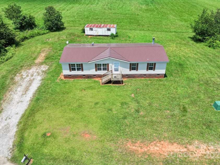 1133 Lynn Lane, Catawba, NC 28609.  MLS# CAR4275480, YatesRealty ID 1540. Large .53 acre lot