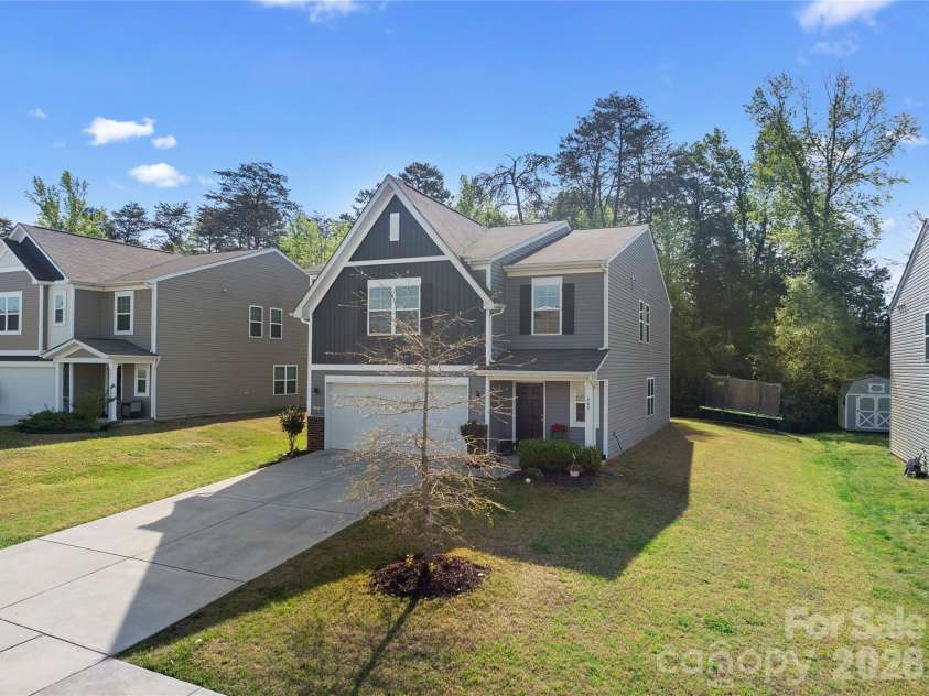 445 Marinna Joy Circle, Rockwell, NC 28138.  MLS# CAR4370079, YatesRealty ID 15400. 5 bedroom/3 Bath