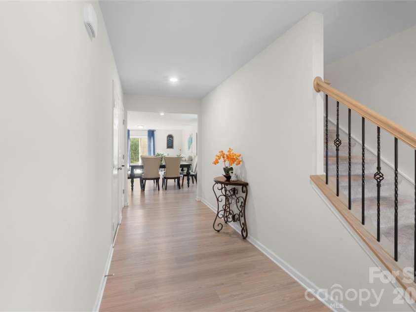 445 Marinna Joy Circle, Rockwell, NC 28138.  MLS# CAR4370079, YatesRealty ID 15400. Main level Entry Hallway