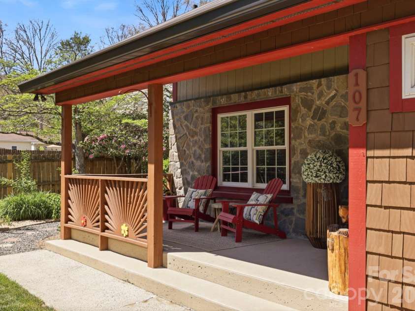 107 5th Street, Black Mountain, NC 28711.  MLS# CAR4371363, YatesRealty ID 15401. Front Porch 