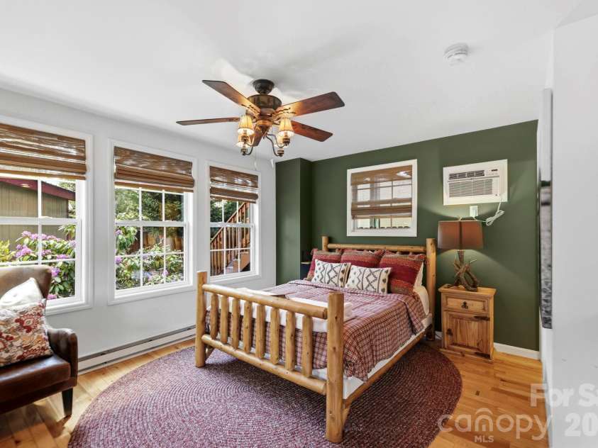 107 5th Street, Black Mountain, NC 28711.  MLS# CAR4371363, YatesRealty ID 15401. Main level back house studio apartment 