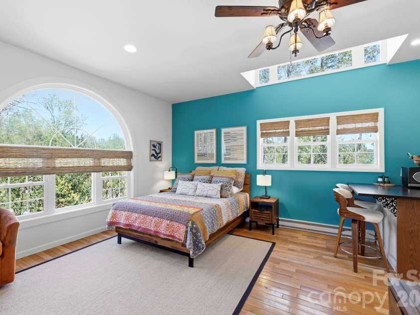 107 5th Street, Black Mountain, NC 28711.  MLS# CAR4371363, YatesRealty ID 15401. Upper level back house studio apartment 