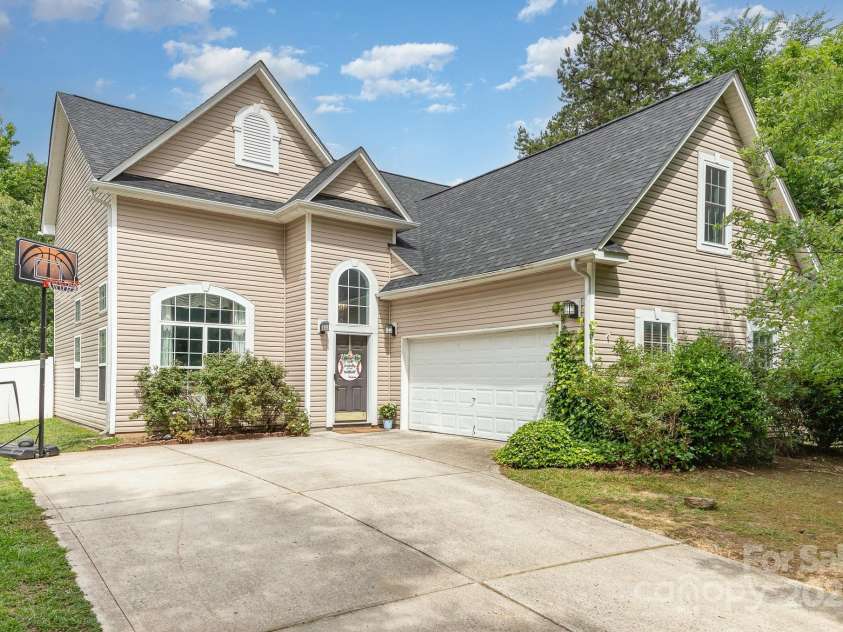 8927 Comstock Court, Locust, NC 28097.  MLS# CAR4259922, YatesRealty ID 15401. 