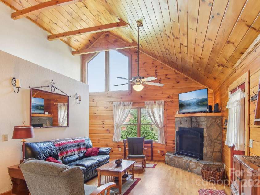 36 Cheyenne Court, Maggie Valley, NC 28751.  MLS# CAR4243964, YatesRealty ID 15405. 