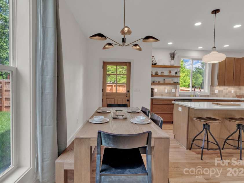 30 Spaulding Drive, Candler, NC 28715.  MLS# CAR4255062, YatesRealty ID 15406. Dining area