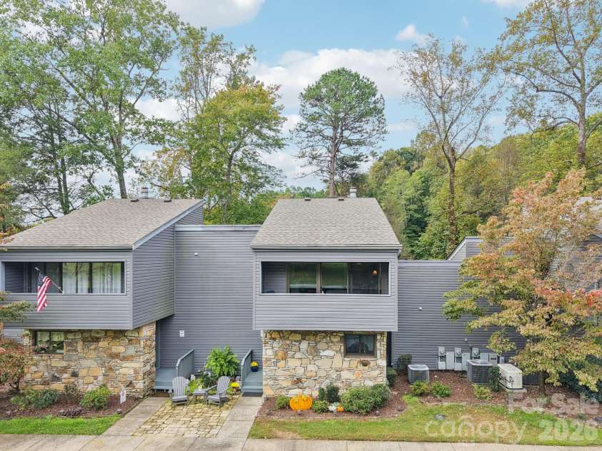 429 Mountains Boulevard, Lake Lure, NC 28746.  MLS# CAR4312402, YatesRealty ID 15406. 