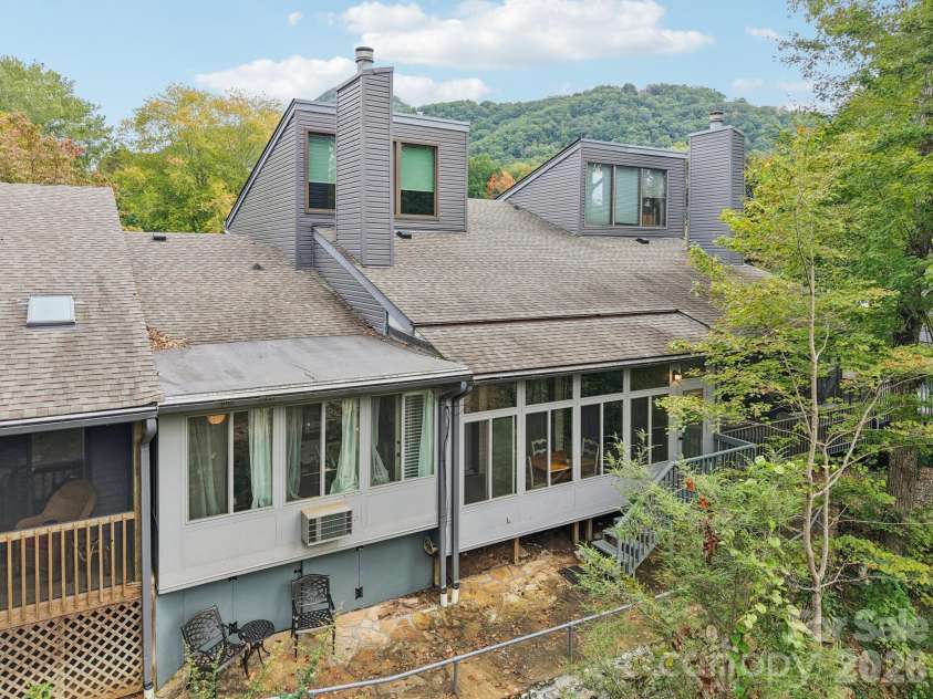 429 Mountains Boulevard, Lake Lure, NC 28746.  MLS# CAR4312402, YatesRealty ID 15406. 