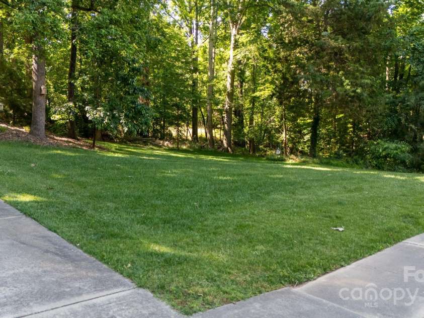 2168 Sunset Circle, Fort Mill, SC 29715.  MLS# CAR4263054, YatesRealty ID 15407. 