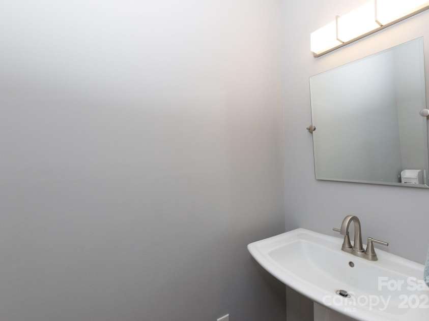 2168 Sunset Circle, Fort Mill, SC 29715.  MLS# CAR4263054, YatesRealty ID 15407. 