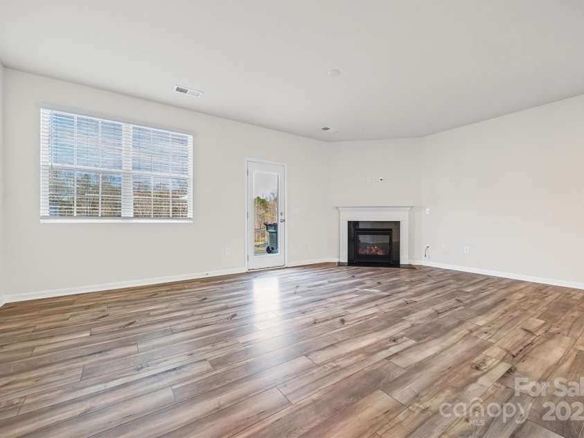5038 Moss Pine Way, Fort Mill, SC 29708.  MLS# CAR4318673, YatesRealty ID 15407. 