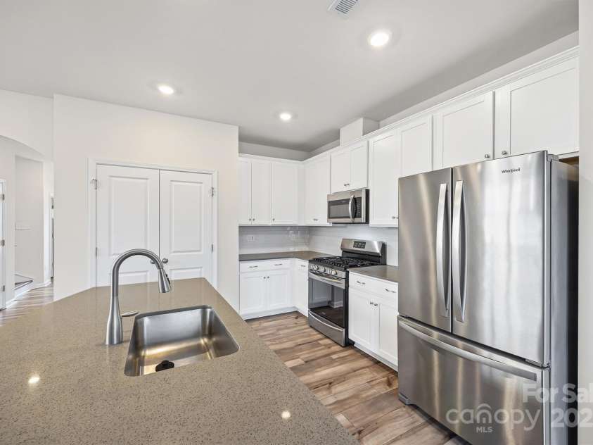 5038 Moss Pine Way, Fort Mill, SC 29708.  MLS# CAR4318673, YatesRealty ID 15407. 