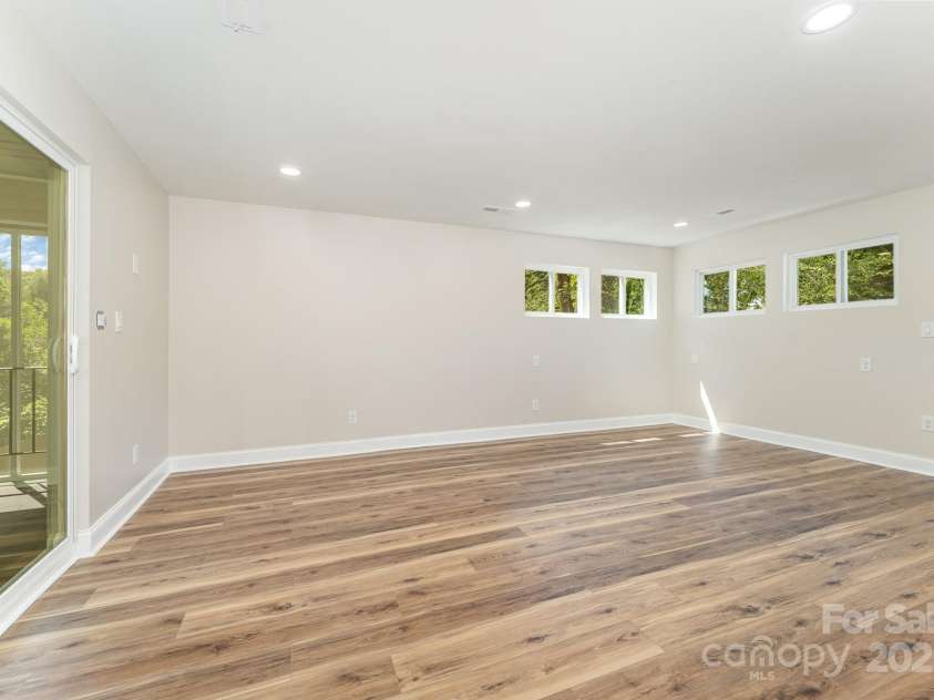 112 Circle Drive, Salisbury, NC 28144.  MLS# CAR4247957, YatesRealty ID 15408. 