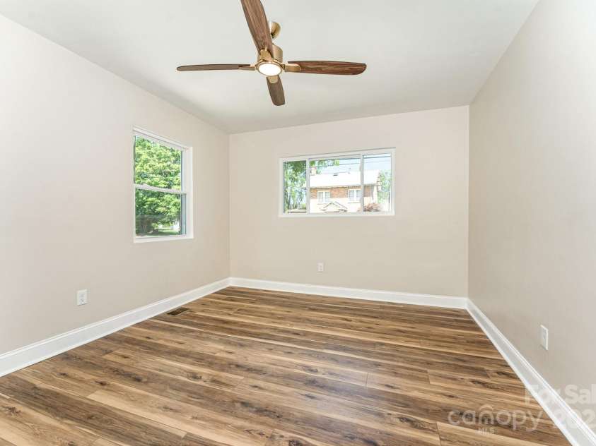 112 Circle Drive, Salisbury, NC 28144.  MLS# CAR4247957, YatesRealty ID 15408. 