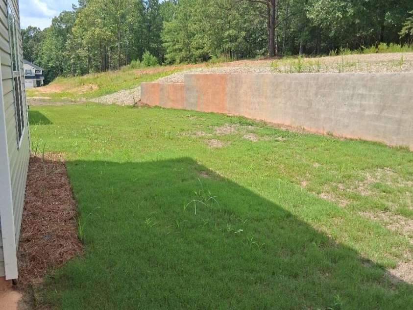 724 Inwood Hill Drive, Gastonia, NC 28056.  MLS# CAR4324666, YatesRealty ID 15408. Back Yard