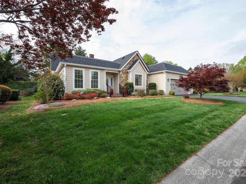 128 Laurel Place, Advance, NC 27006.  MLS# CAR4252812, YatesRealty ID 15410. 