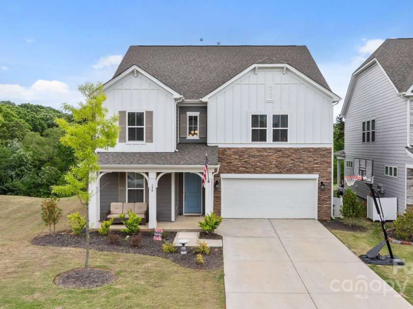 190 Tetcott Street, Mooresville, NC 28115.  MLS# CAR4249348, YatesRealty ID 15411. 190 Tetcott St, Mooresville, NC 28115