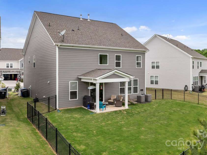 190 Tetcott Street, Mooresville, NC 28115.  MLS# CAR4249348, YatesRealty ID 15411. Covered Patio
