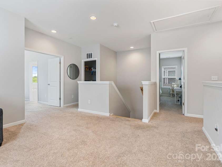 190 Tetcott Street, Mooresville, NC 28115.  MLS# CAR4249348, YatesRealty ID 15411. Loft
