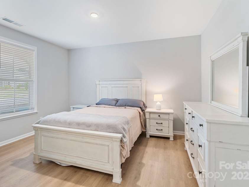 190 Tetcott Street, Mooresville, NC 28115.  MLS# CAR4249348, YatesRealty ID 15411. Office on Main