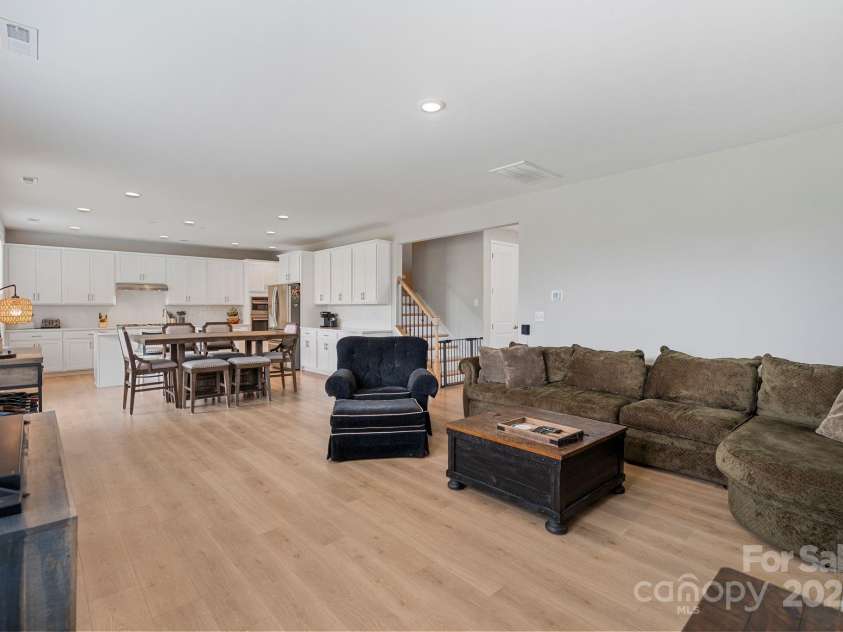 190 Tetcott Street, Mooresville, NC 28115.  MLS# CAR4249348, YatesRealty ID 15411. Open Floor Plan