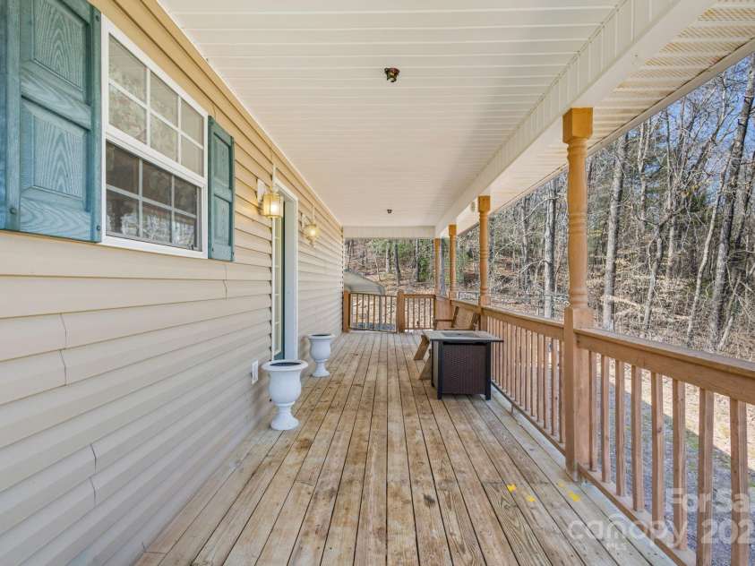 4 Dreskin Road, Murphy, NC 28906.  MLS# CAR4246402, YatesRealty ID 15412. 