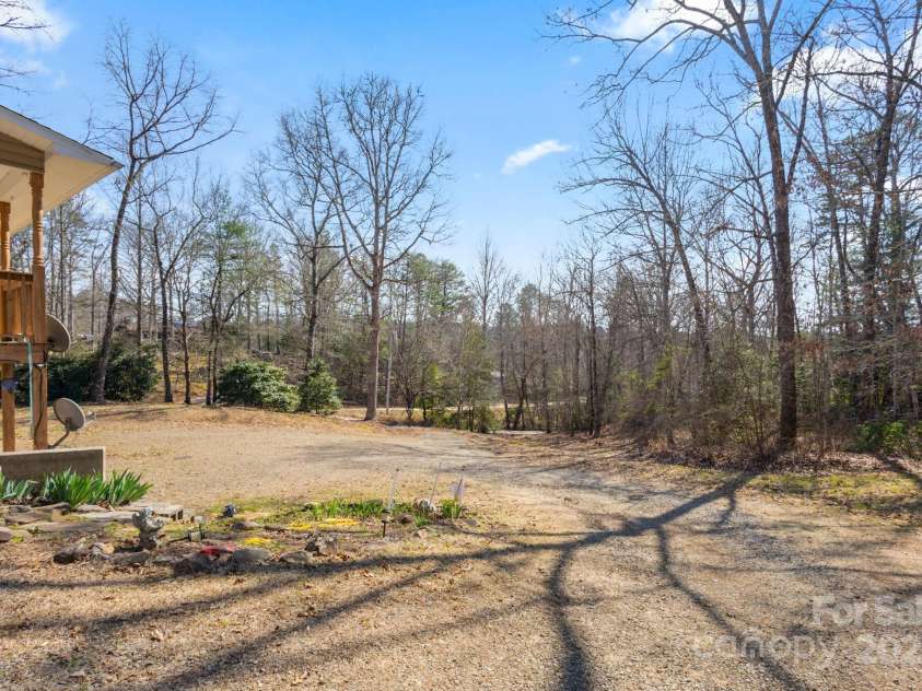 4 Dreskin Road, Murphy, NC 28906.  MLS# CAR4246402, YatesRealty ID 15412. 