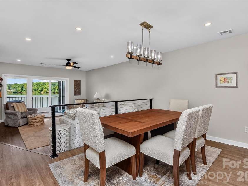 7340 Lakefront Drive, Charlotte, NC 28278.  MLS# CAR4415348, YatesRealty ID 15412. 