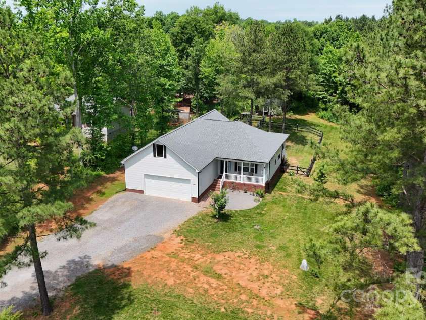 1406 High Shoals Road, Lincolnton, NC 28092.  MLS# CAR4257315, YatesRealty ID 15413. 
