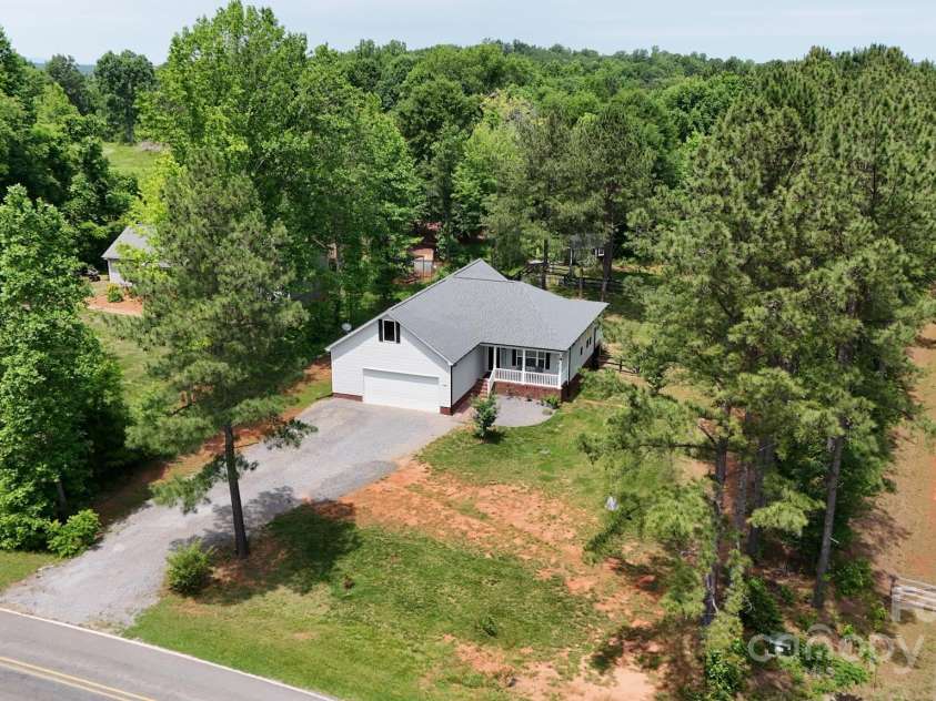 1406 High Shoals Road, Lincolnton, NC 28092.  MLS# CAR4257315, YatesRealty ID 15413. 