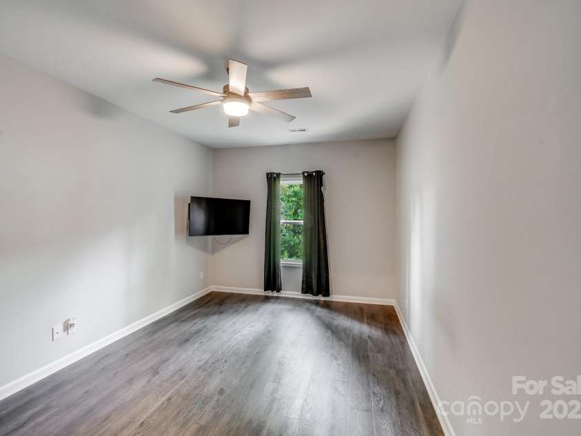 1406 High Shoals Road, Lincolnton, NC 28092.  MLS# CAR4257315, YatesRealty ID 15413. 