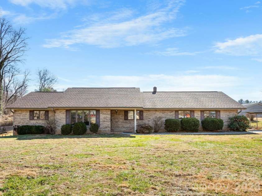 1287 Charlotte Highway, Fairview, NC 28730.  MLS# CAR4381797, YatesRealty ID 15414. 