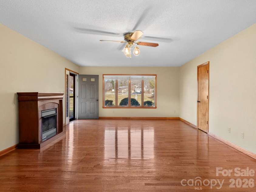 1287 Charlotte Highway, Fairview, NC 28730.  MLS# CAR4381797, YatesRealty ID 15414. 