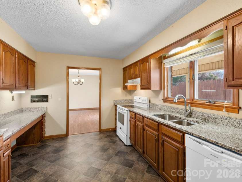 1287 Charlotte Highway, Fairview, NC 28730.  MLS# CAR4381797, YatesRealty ID 15414. 