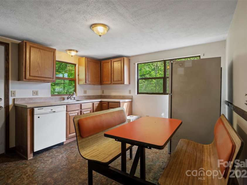 256 Goughes Branch Road, Leicester, NC 28748.  MLS# CAR4260670, YatesRealty ID 15414. 