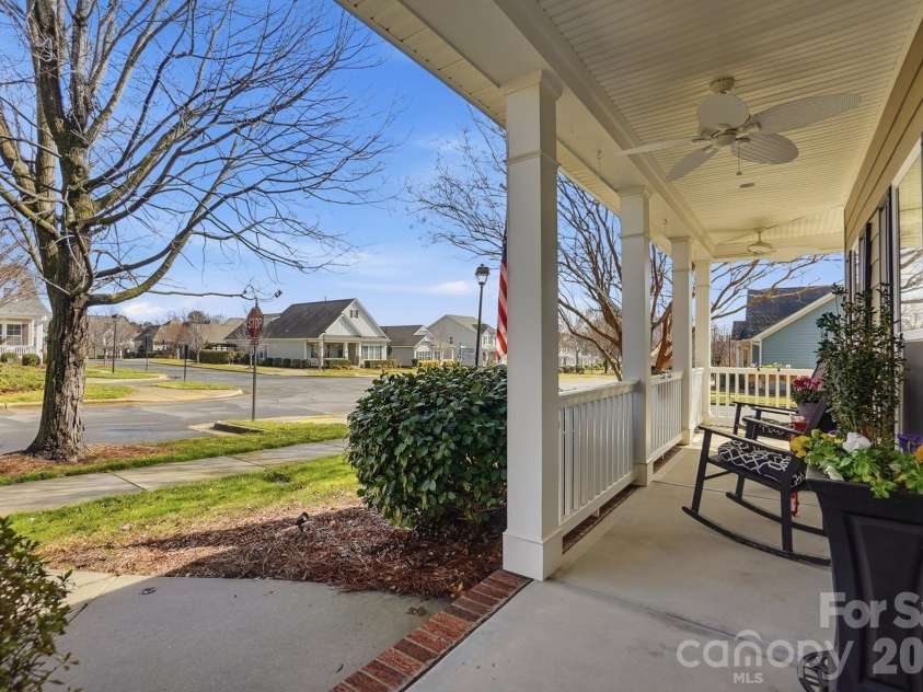 3203 Kelsey Plaza, Kannapolis, NC 28081.  MLS# CAR4346160, YatesRealty ID 15419. 