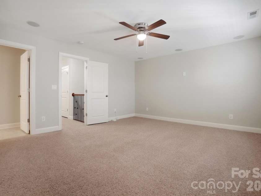 3203 Kelsey Plaza, Kannapolis, NC 28081.  MLS# CAR4346160, YatesRealty ID 15419. 