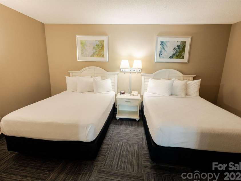 300 Ocean Boulevard, North Myrtle Beach, SC 29582.  MLS# CAR4206159, YatesRealty ID 1542. 