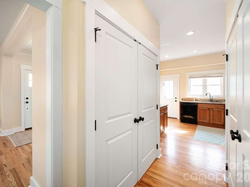 104 Estelle Park Drive, Asheville, NC 28806.  MLS# CAR4329863, YatesRealty ID 15420. Spacious pantry and laundry closet off kitchen