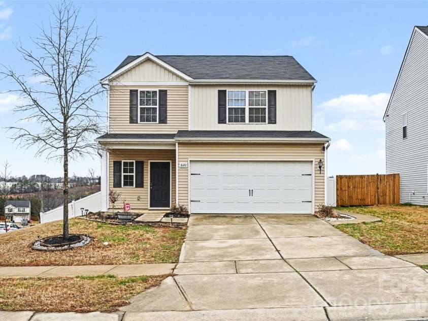 3120 Ellingford Road, Charlotte, NC 28214.  MLS# CAR4345771, YatesRealty ID 15421. 