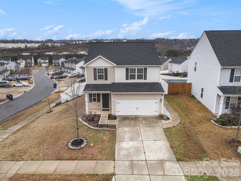 3120 Ellingford Road, Charlotte, NC 28214.  MLS# CAR4345771, YatesRealty ID 15421. 