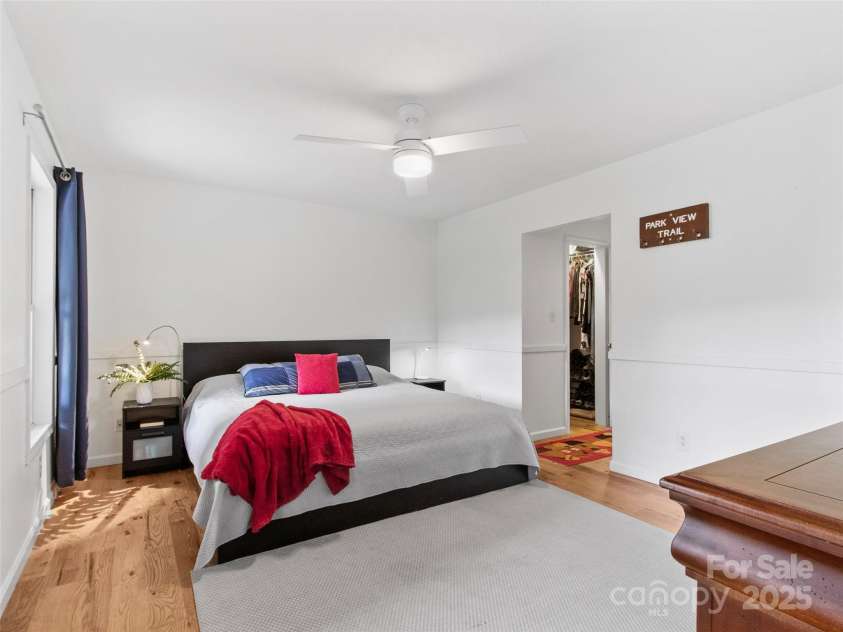 1595 Hickory Springs Road, Burnsville, NC 28714.  MLS# CAR4258442, YatesRealty ID 15422. 