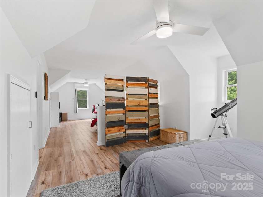 1595 Hickory Springs Road, Burnsville, NC 28714.  MLS# CAR4258442, YatesRealty ID 15422. 