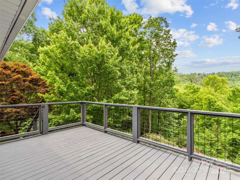 1595 Hickory Springs Road, Burnsville, NC 28714.  MLS# CAR4258442, YatesRealty ID 15422. 