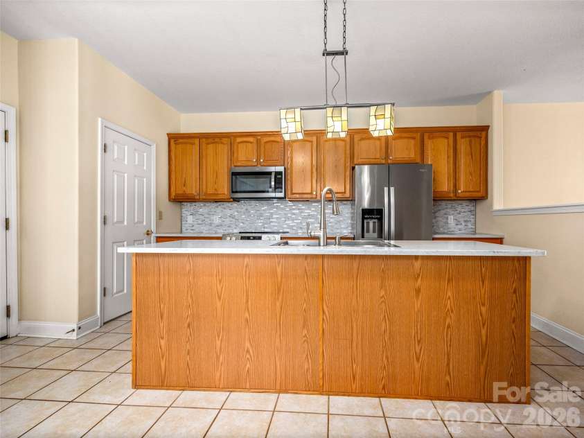 21 Holiday Drive, Arden, NC 28704.  MLS# CAR4343989, YatesRealty ID 15423. 