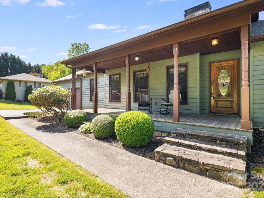 41 Morgan Branch Estate, Candler, NC 28715.  MLS# CAR4258806, YatesRealty ID 15425. 