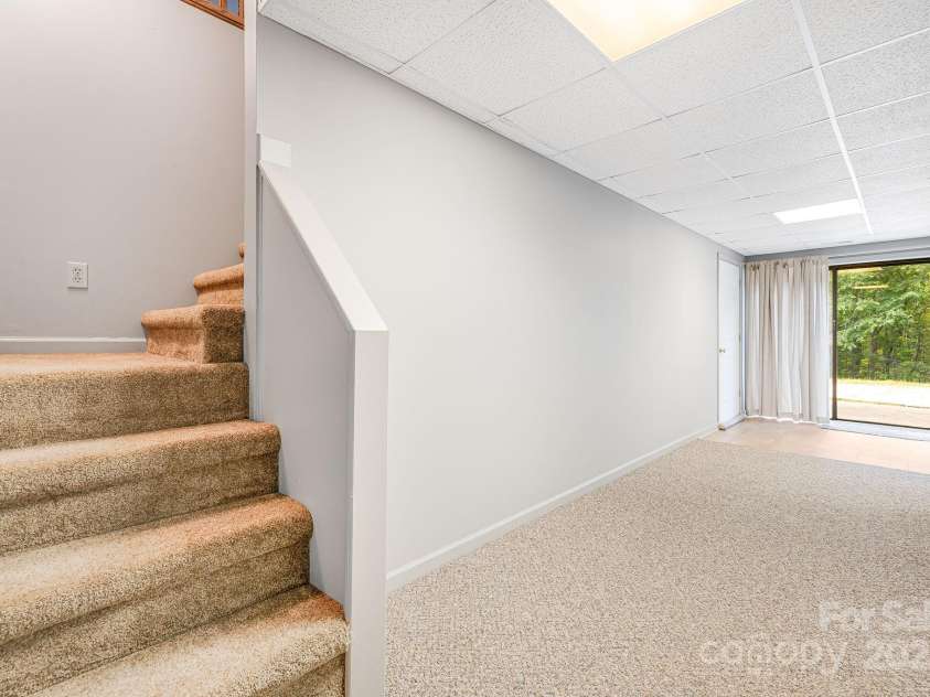 41 Morgan Branch Estate, Candler, NC 28715.  MLS# CAR4258806, YatesRealty ID 15425. 